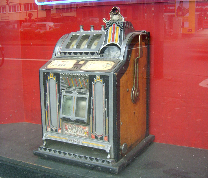 Кёльн, игральный автомат