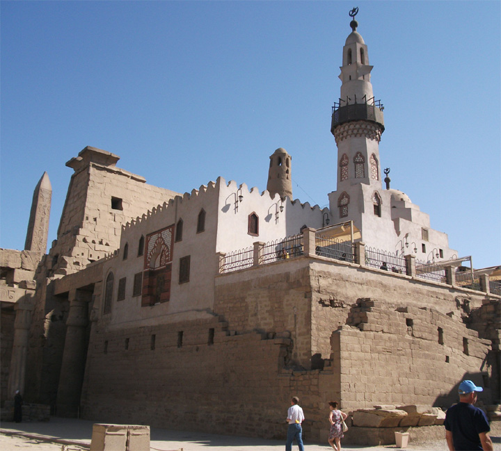 Люксорский храм, воздушная мечеть